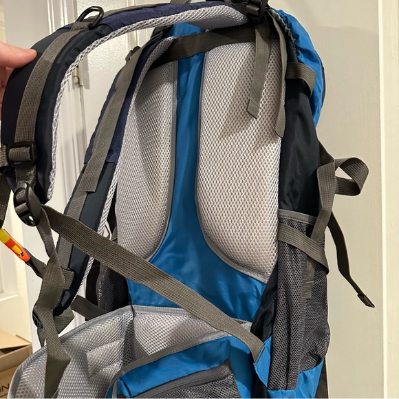 Free Knight 60 L Trekking Hiking Backpack Waterproof Light Weight in Blue - Picture 7 of 8